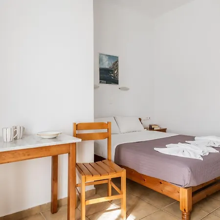 Livadia B Aparthotel *