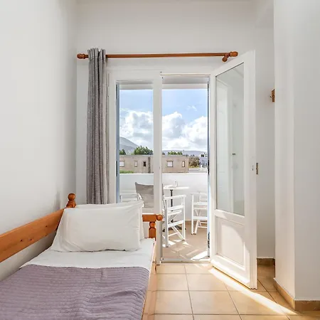Livadia B Aparthotel *