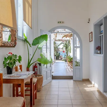 Livadia B Aparthotel